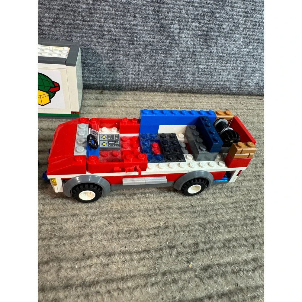 Lego City Space Shuttle Octan Truck Cargo Lot with Minifigure and Accessories